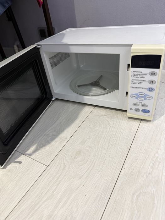 Микроволновая печь