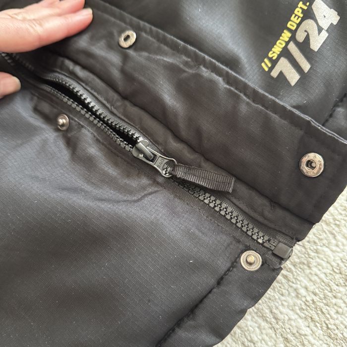 Продам детскую куртку