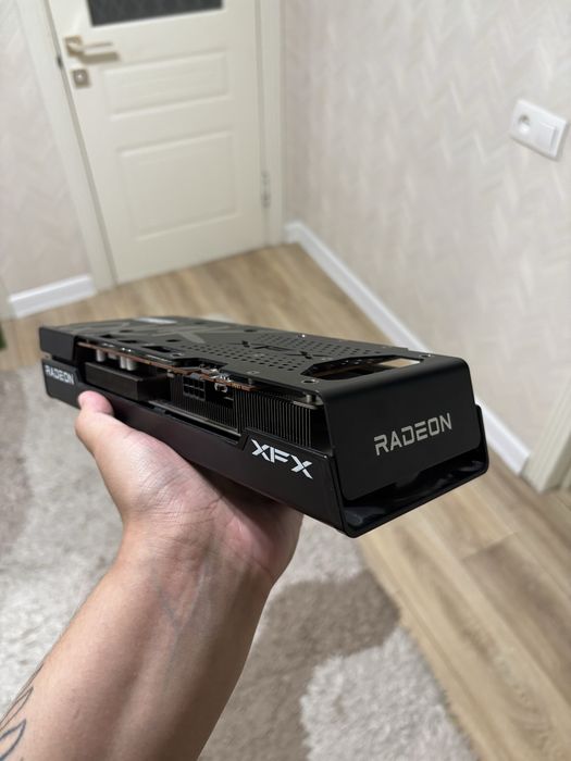 Видеокарта XFX RX 6600 XT