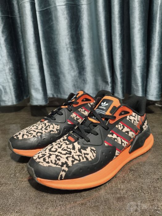 Оригинальные кроссовки Adidas