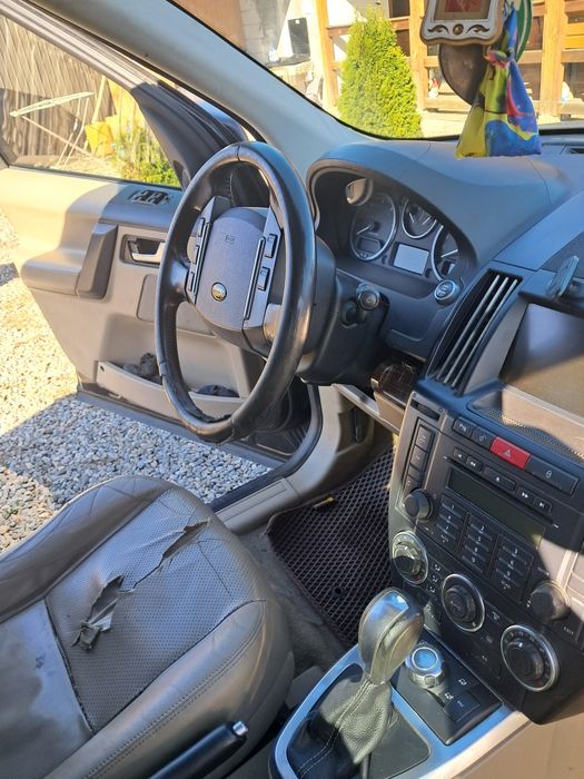 Vând land rover frilender 2