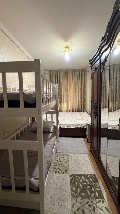 Продается 3х ком.кв. 3/2/5 Сергели 1