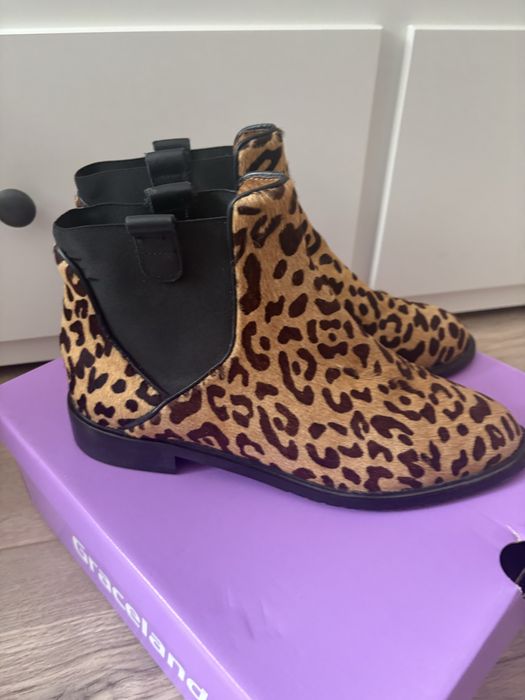 Zara леопардови боти с естествен косъм