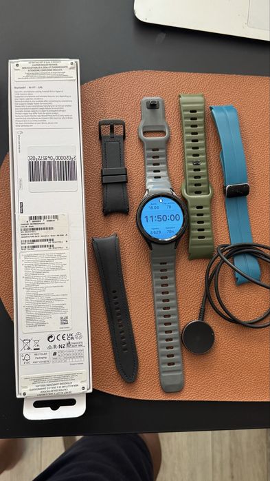 Смарт часовник Samsung watch 6 47 mm.