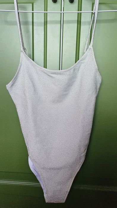 Цели дамски бански