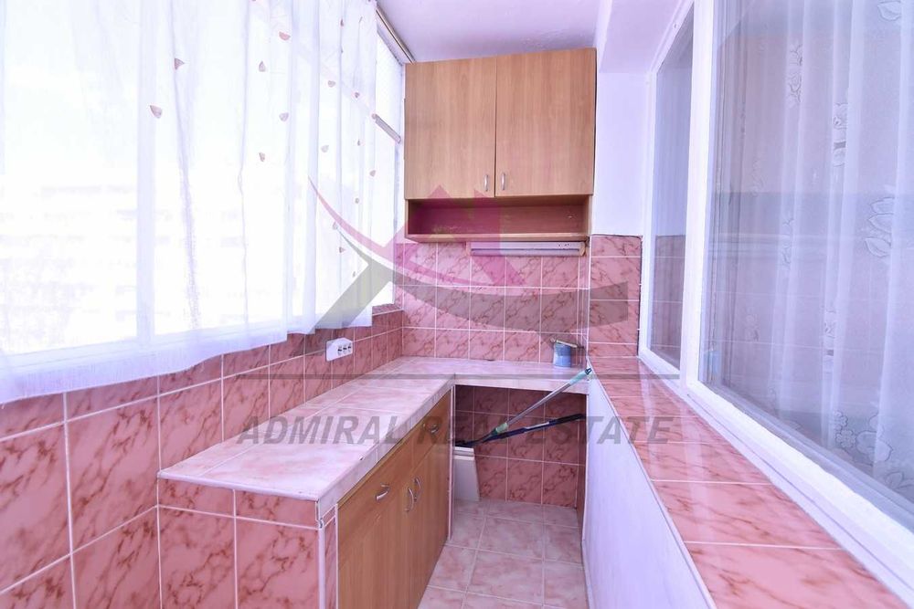 Дава се под наем Двустаен апартамент в Варна, Левски - 63 кв.м за 300 € - Снимка #2