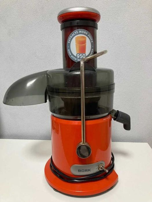 Соковыжималка Bork JU CUP 21095 OR