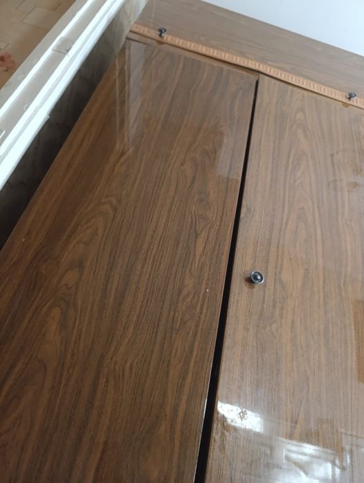 Шифоньер с зеркалом