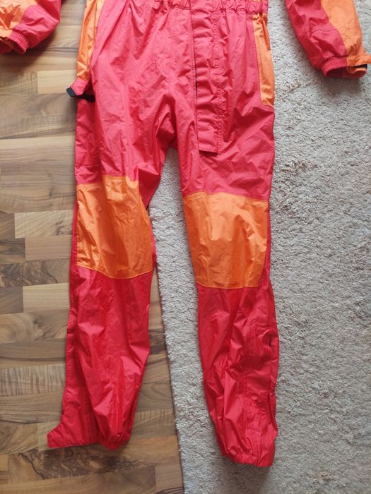 Combinezon dintr-o bucata,costum de ploaie ,marime 2xl