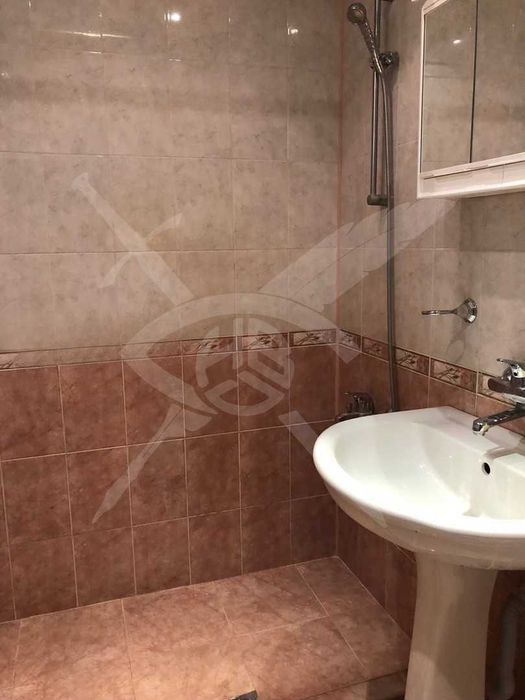 Дава се под наем Тристаен апартамент в София, Разсадника - 105 кв.м за 747.66 € - Снимка #4