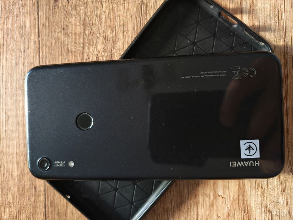 Huawei Y6s cu Google Services (boxa portabila cadou si cablu HDMI)