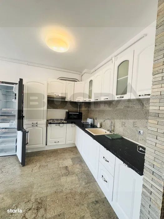 Apartament 2 camere, etaj intermediar, parcare, zona Platinia