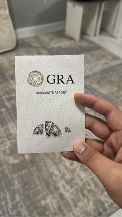 Серьги с бриллиантом