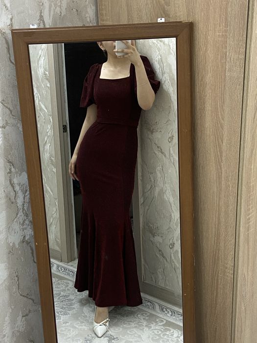 Красное вечерний платье