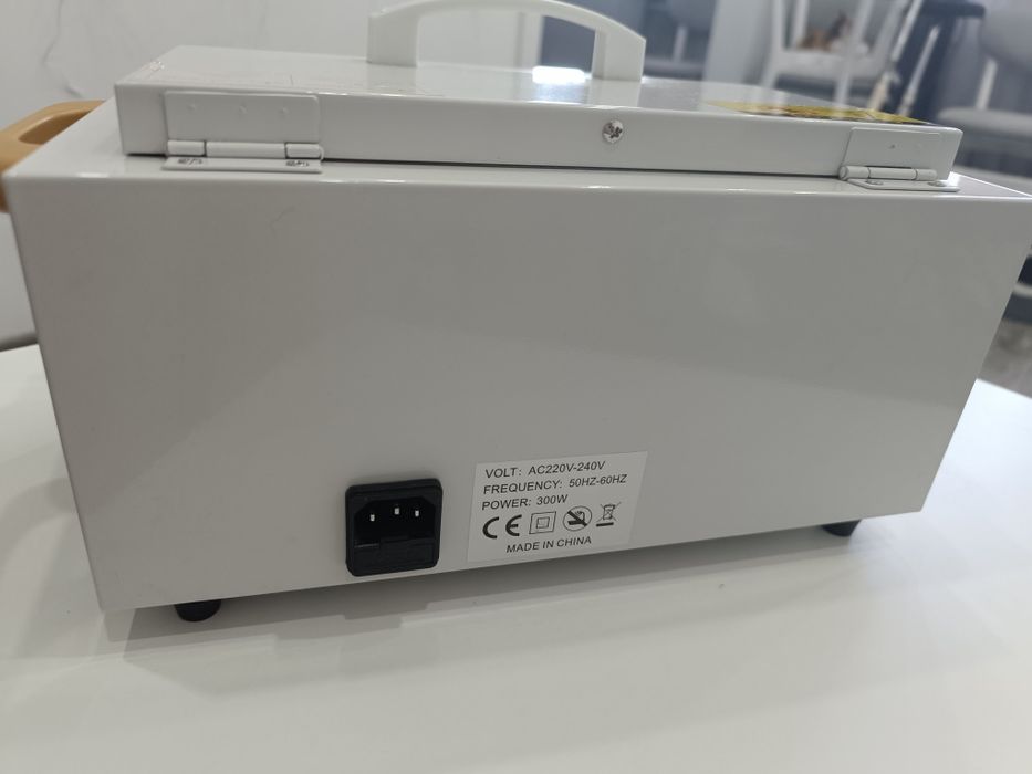 Продам сухожар для обработки инструментов.