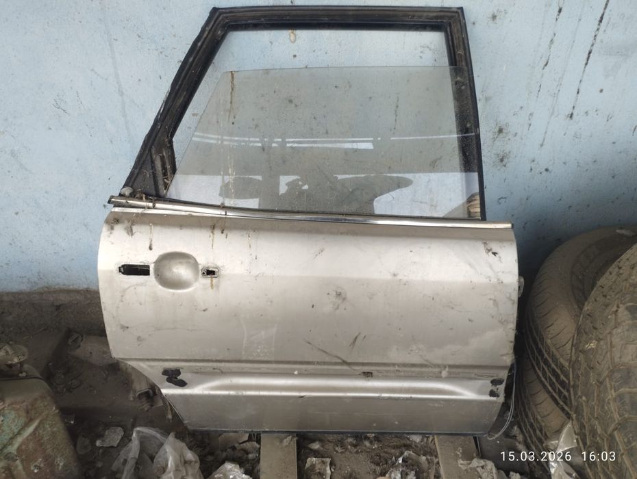 продам запчасти на Ауди 100