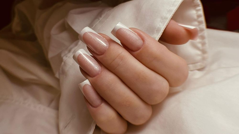 Manichiura și pedichiura la cel mai bun preț ! 50 lei