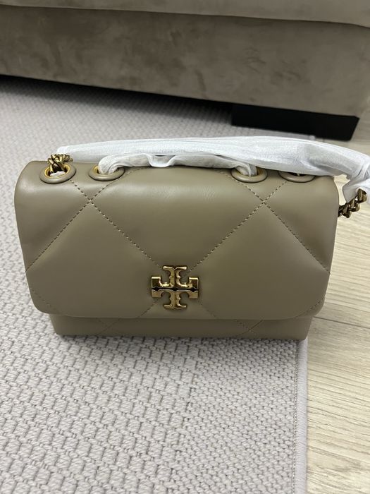 Geanta Tory Burch Kira Chevron bej