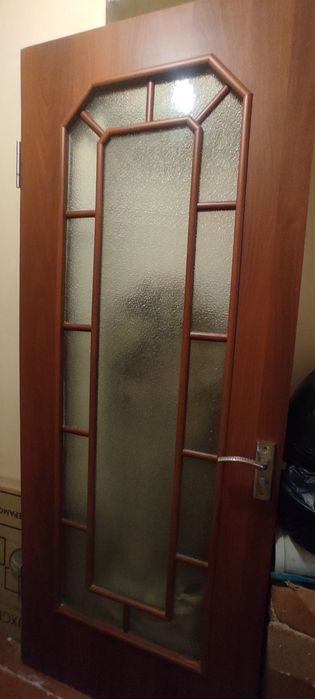 Продаётся дверь МДФ