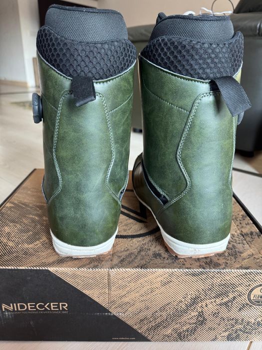 Boots Nideker Triton