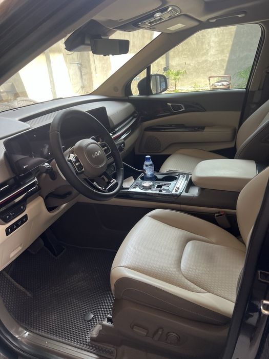 Kia Carnival 1.6 hybrid 2025