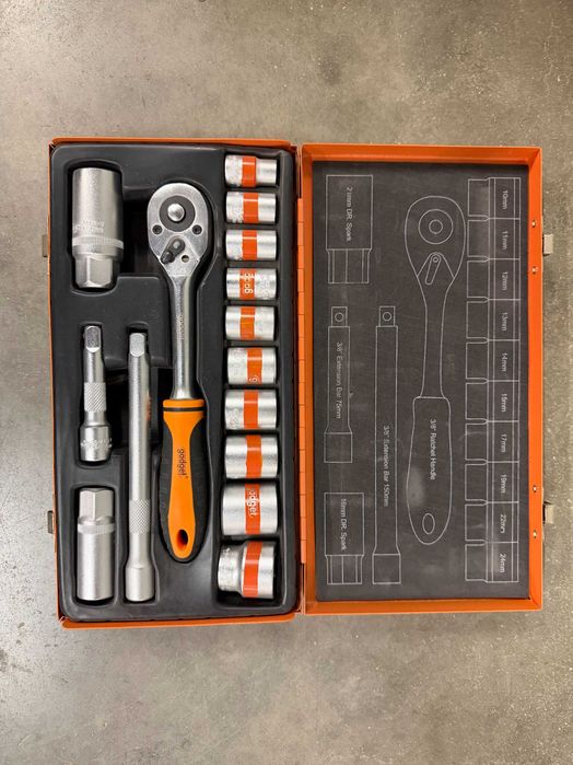 Гедоре 15 части 3/8" 10-24mm/	Гедоре 18 части 1/2" 8-32mm CR-V GD