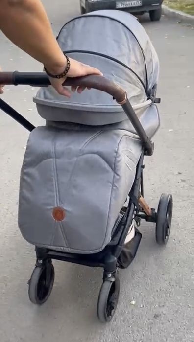 Продам коляску кровать шезлонг