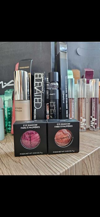 MAC фондьотен Studio Fix  Studio Radiance