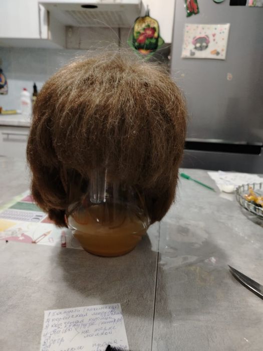 Парик женский...