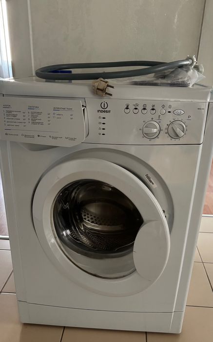 Продам стиральную машину
