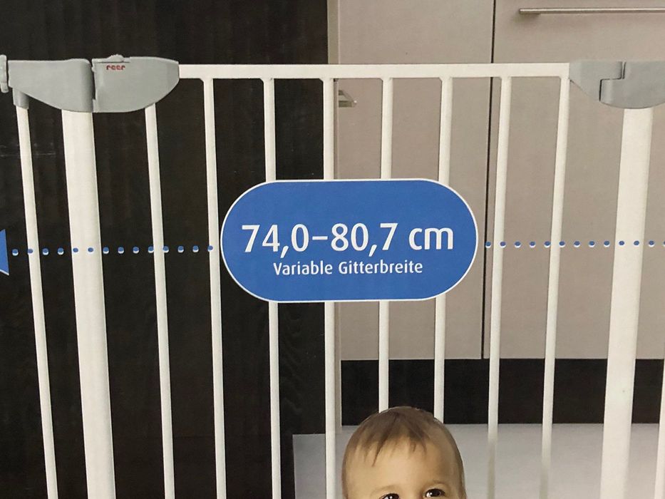 Преградна Врата за Деца. - (с механизъм) от 74см до 80.7см