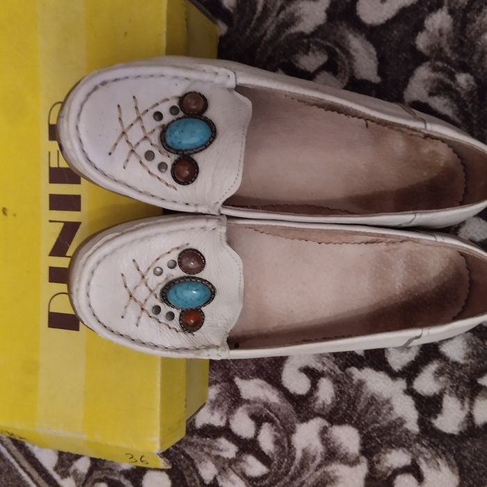 Продам женские лоферы