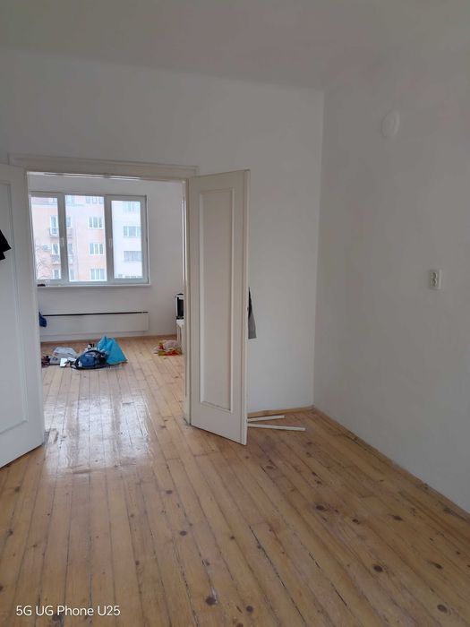 Давам под наем 4–ст в София на бул. Македония