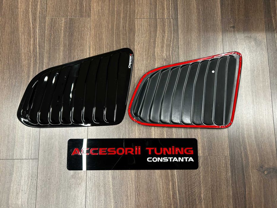 Ornament - Protectie Geam Dacia Duster 2 Negru Lucios