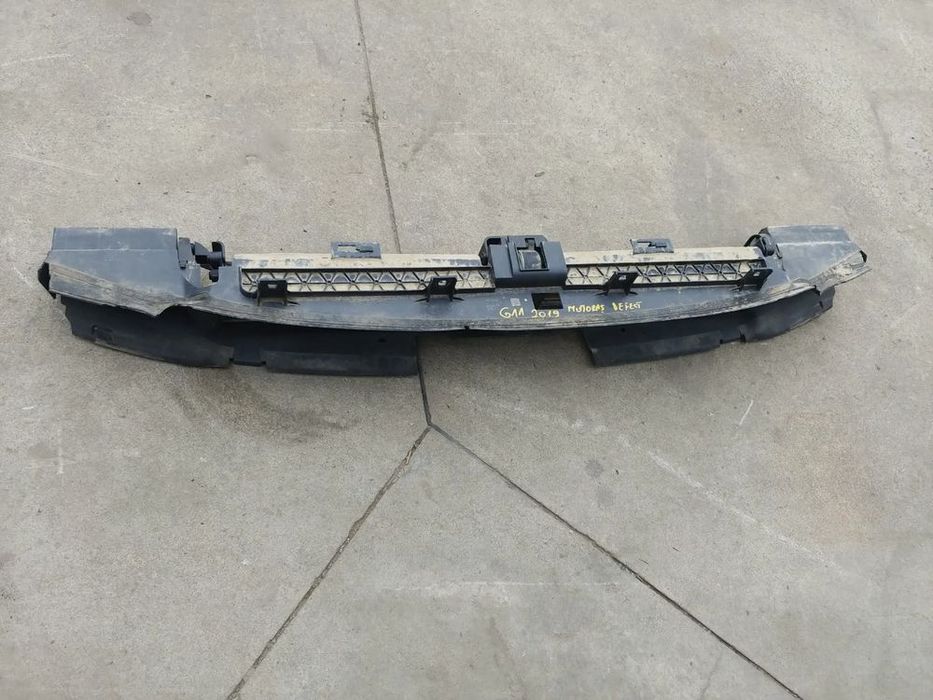 clapeta de aer superioara fata motoras defect  bmw 7 g11 non facelift  limuzina 2019  7497215-01