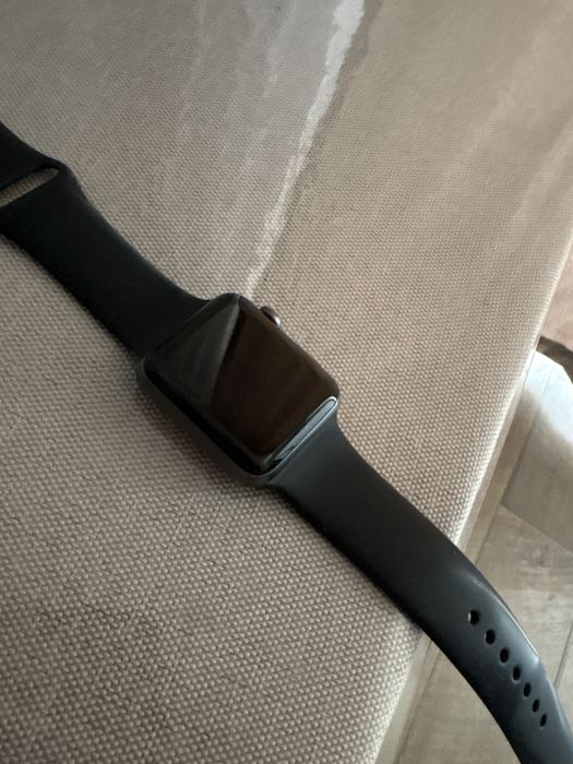Продам apple watch 3