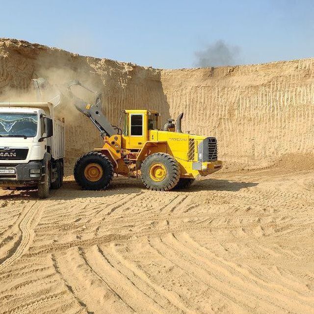 Погрузчик Волво 2002йил 5 куба