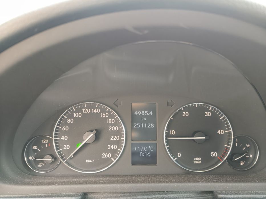 MERCEDES-BENZ E-Class 2004 — imagine 2