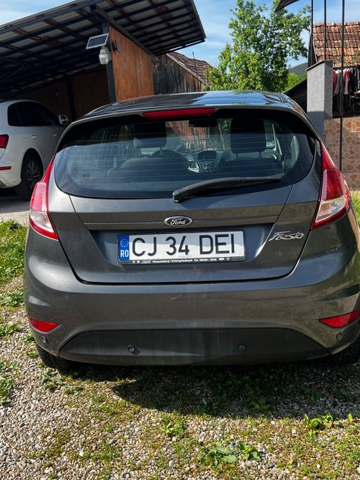 Vând ford fiesta 2017