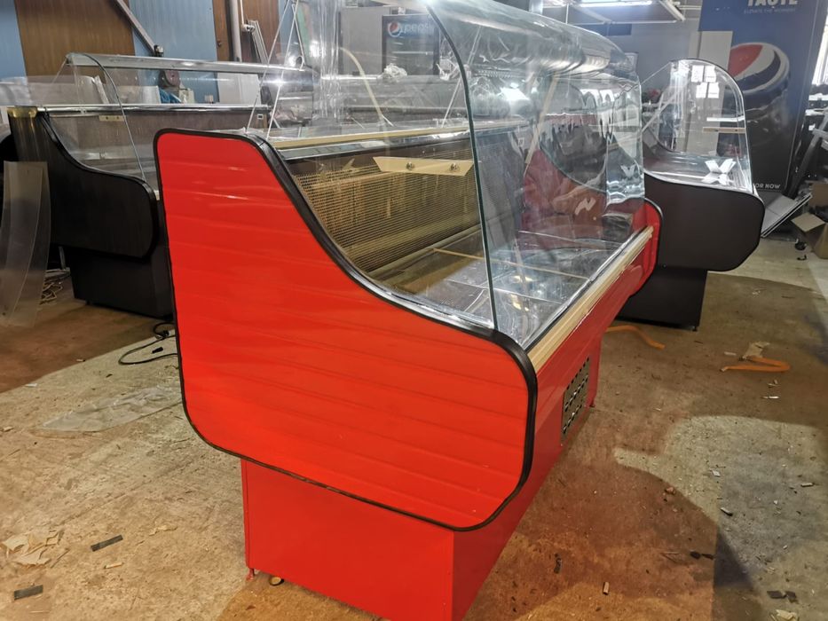 Vitrina frigorifica 140cm lungime 70cm latime / produs custom