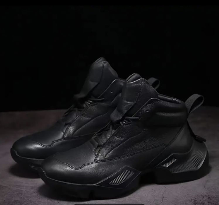 НОВЫЙ кроссовки кожазам