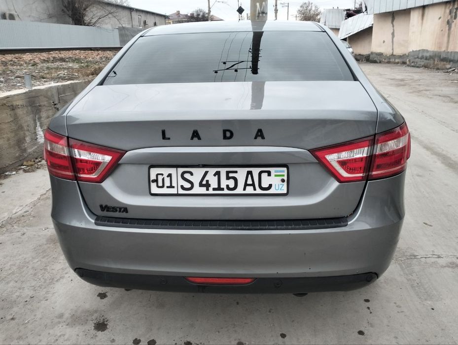 Продам Лада Vesta 1.8