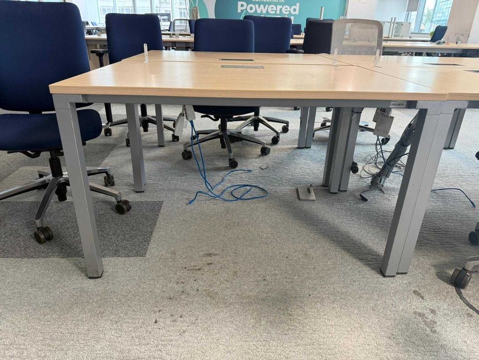 Birou SteelCase solid cu cadru metalic; Birou call center; Birouri SH STOC 100 BUCATI