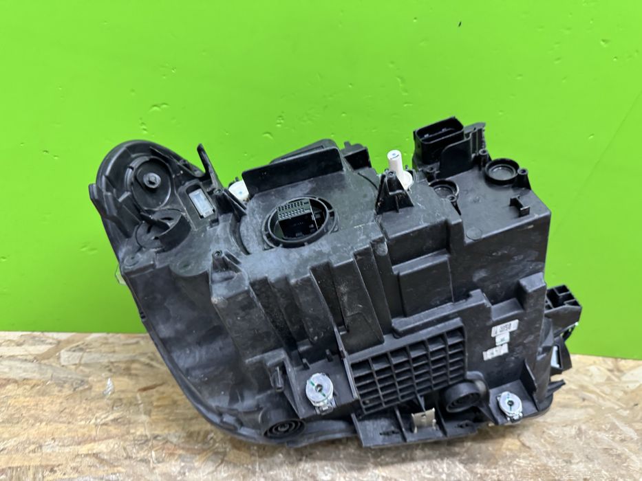 Far bmw X1 F48 full led adaptiv stanga 2015-2018