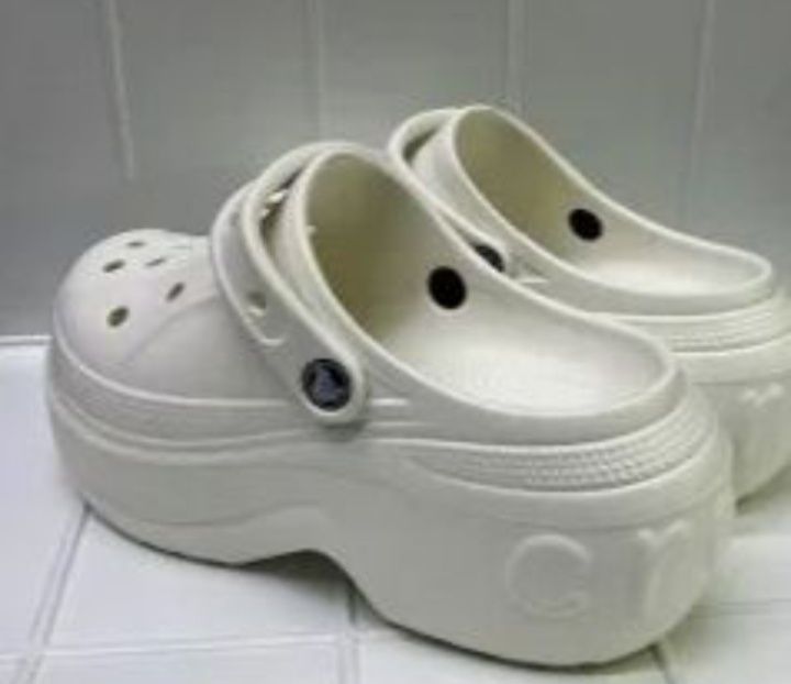 Кроксы белые. Сабо шоколад и черные на платформе