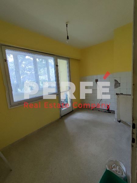 Продава се Многостаен апартамент в Бургас, Славейков - 101 кв.м за 2367 €/кв.м - Снимка #2