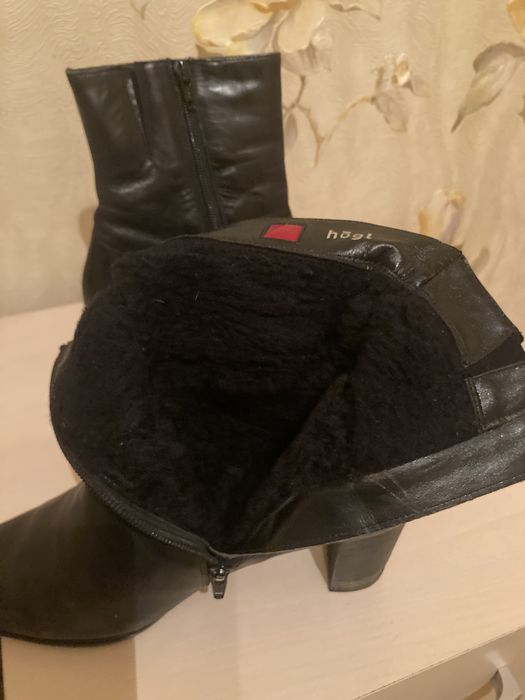 Сапоги кожанные бренда Basconi