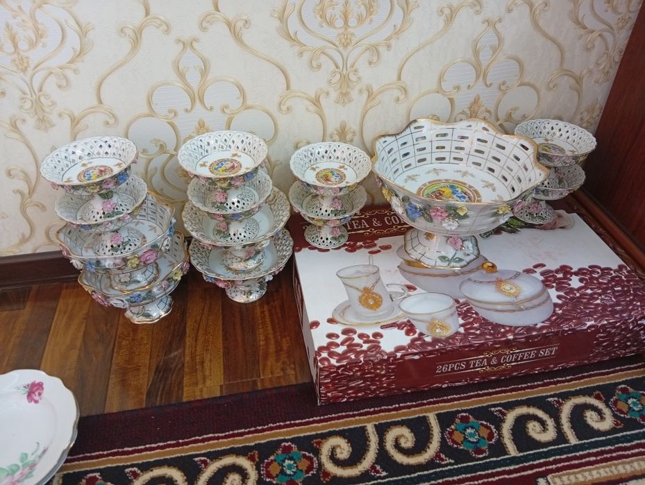 продам посуду в отличном состоянии, тарелки, лаганы, бокалы и т.д.