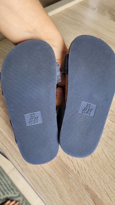 Sandale H&M marimea 23