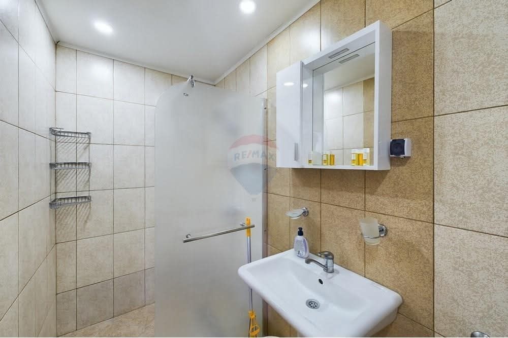 Продава се Многостаен апартамент в Варна, Център - 135 кв.м за 2667 €/кв.м - Снимка #8
